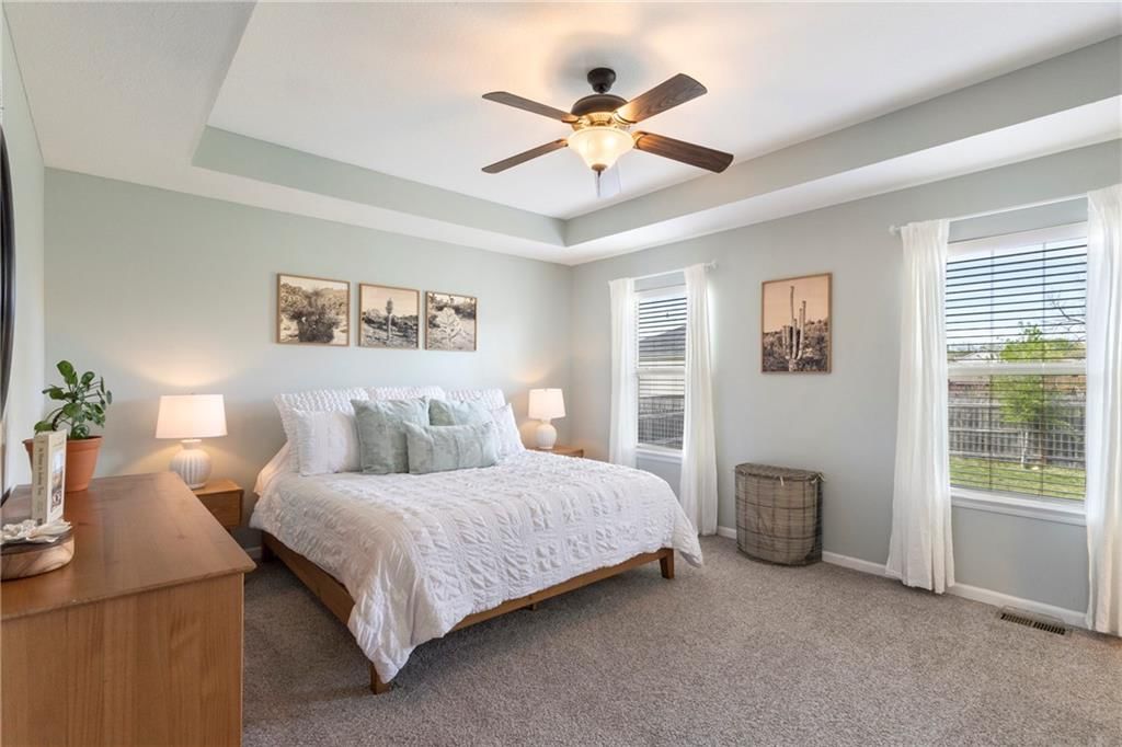 701 Hollis Avenue — photo 18