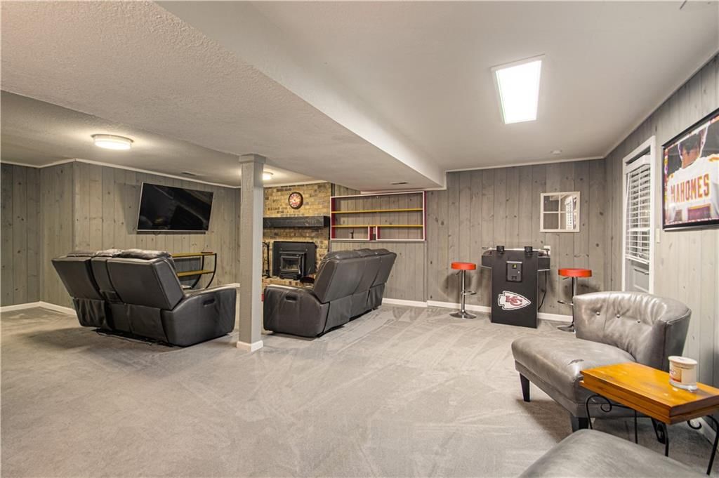 6804 NW Mokane Avenue — photo 31