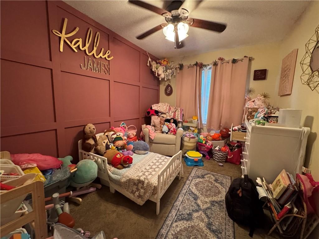 209 N Gilbert Street — photo 11