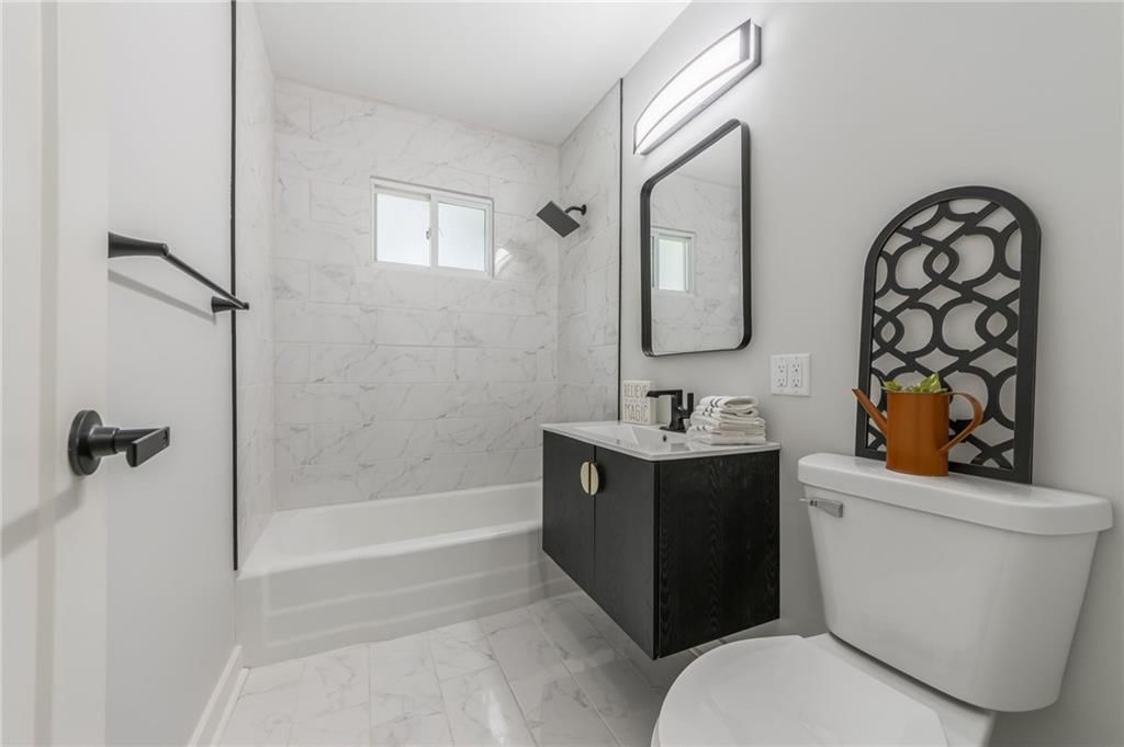 7929 NE 55th Street — photo 18
