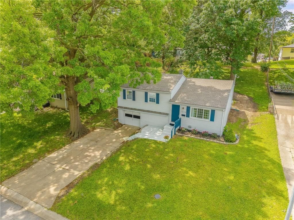 7929 NE 55th Street — photo 28
