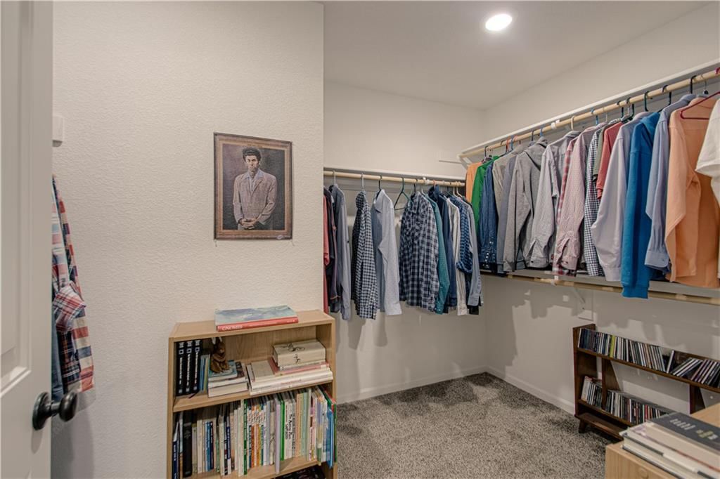 Photo 15 of 23 - 214 N McGee Street