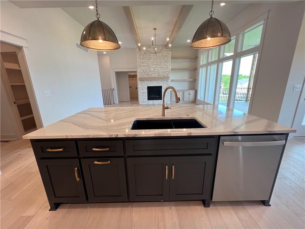 16311 Mustang Street — photo 15