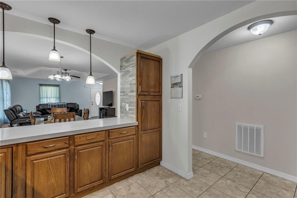 823 S Pecan Street — photo 14
