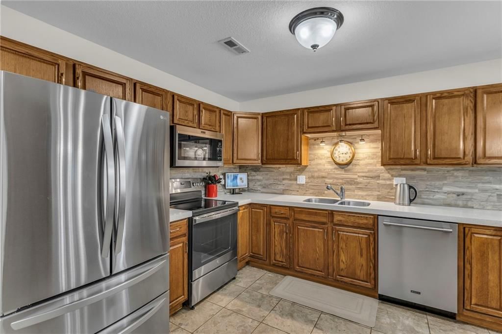 823 S Pecan Street — photo 16