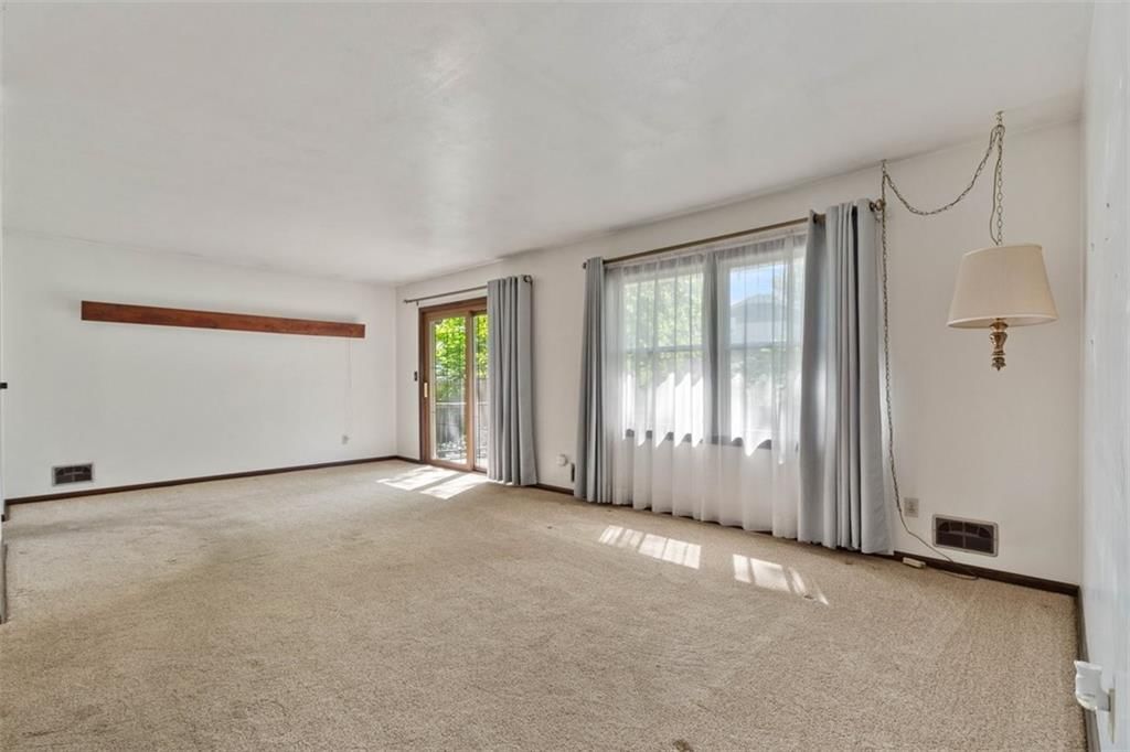 11209 E 60th Street — photo 25