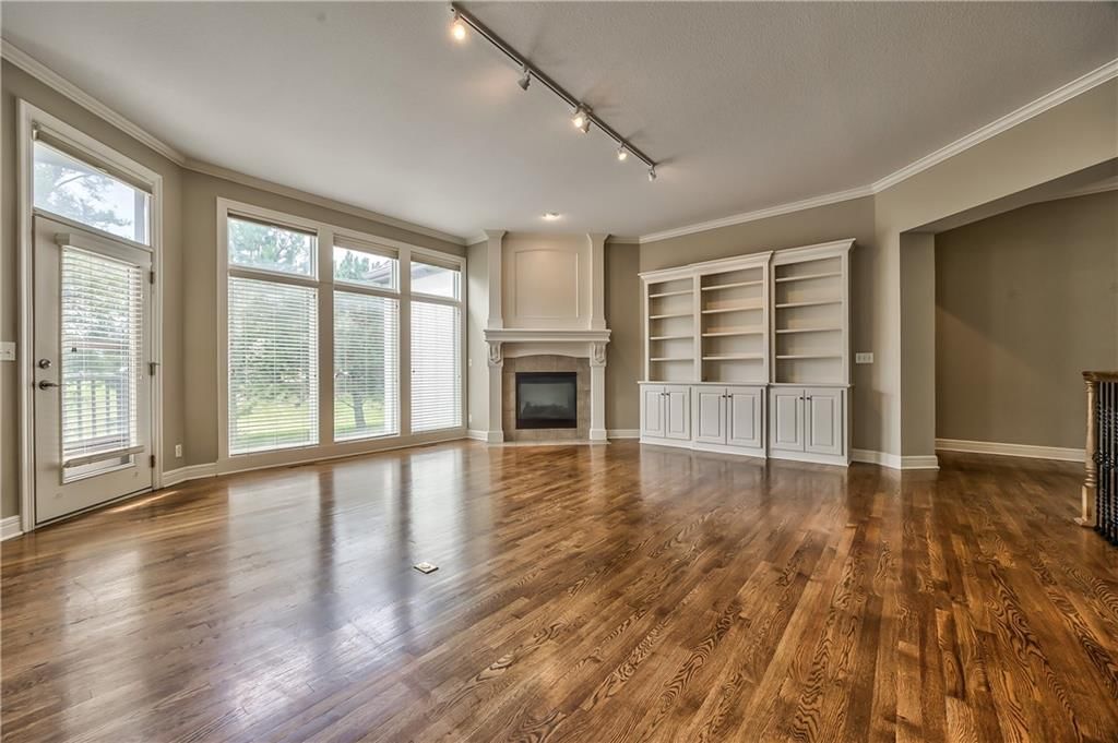 5309 W 141st Terrace — photo 9