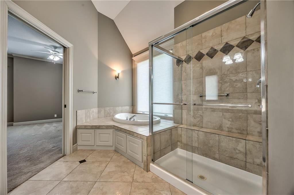 5309 W 141st Terrace — photo 21