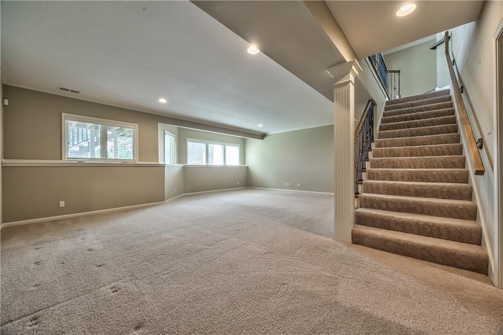 5309 W 141st Terrace — photo 27
