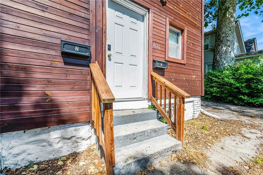 Photo 3 of 39 - 4616 Tracy Avenue