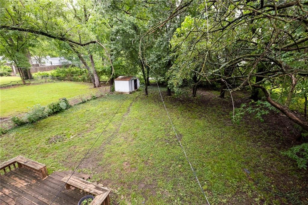 9017 Wornall Road — photo 27