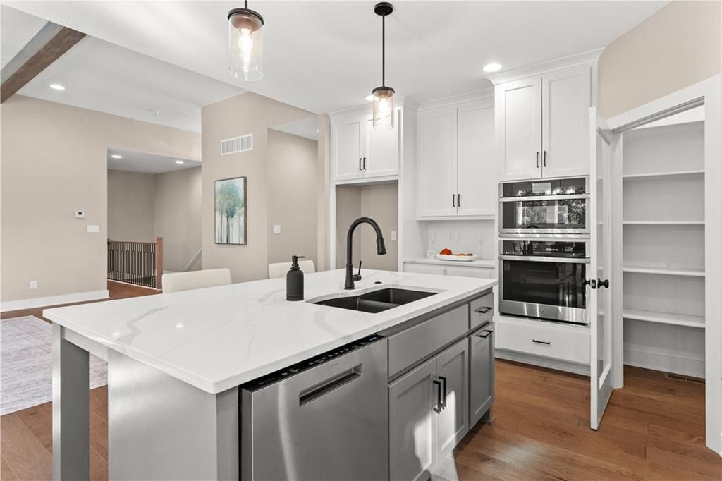 303 SW 17th Street — photo 16