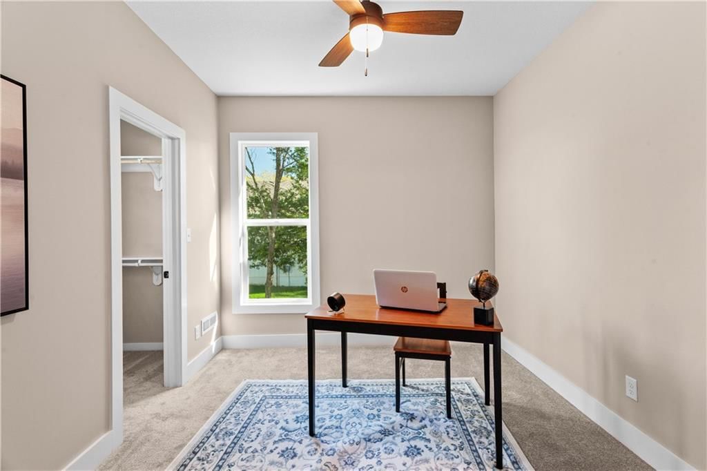 303 SW 17th Street — photo 32