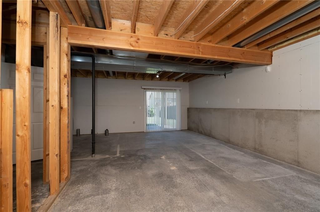 706 E 15th Street — photo 33