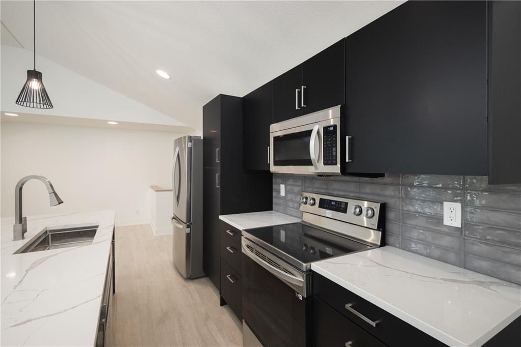 1424 S Liberty Street — photo 8