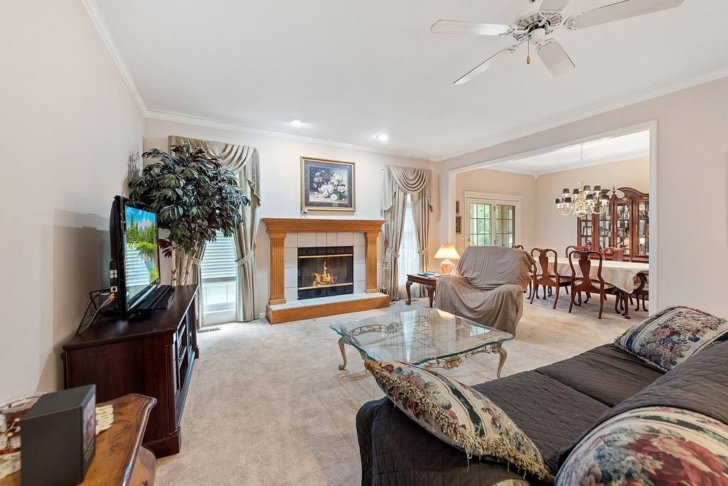 Photo 8 of 38 - 6710 Woodson Road