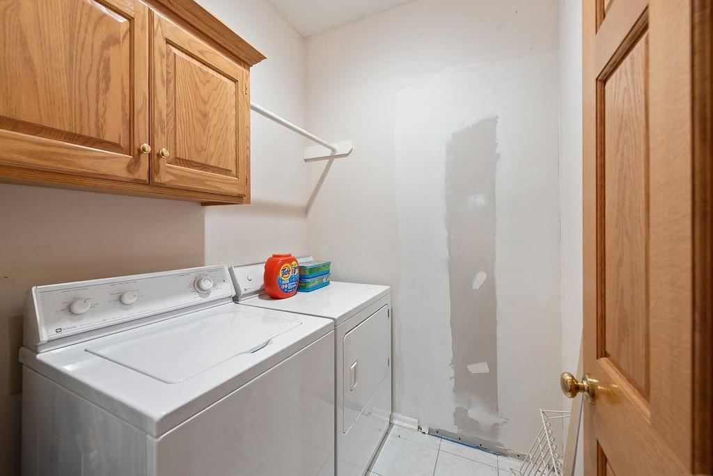 Photo 21 of 38 - 6710 Woodson Road
