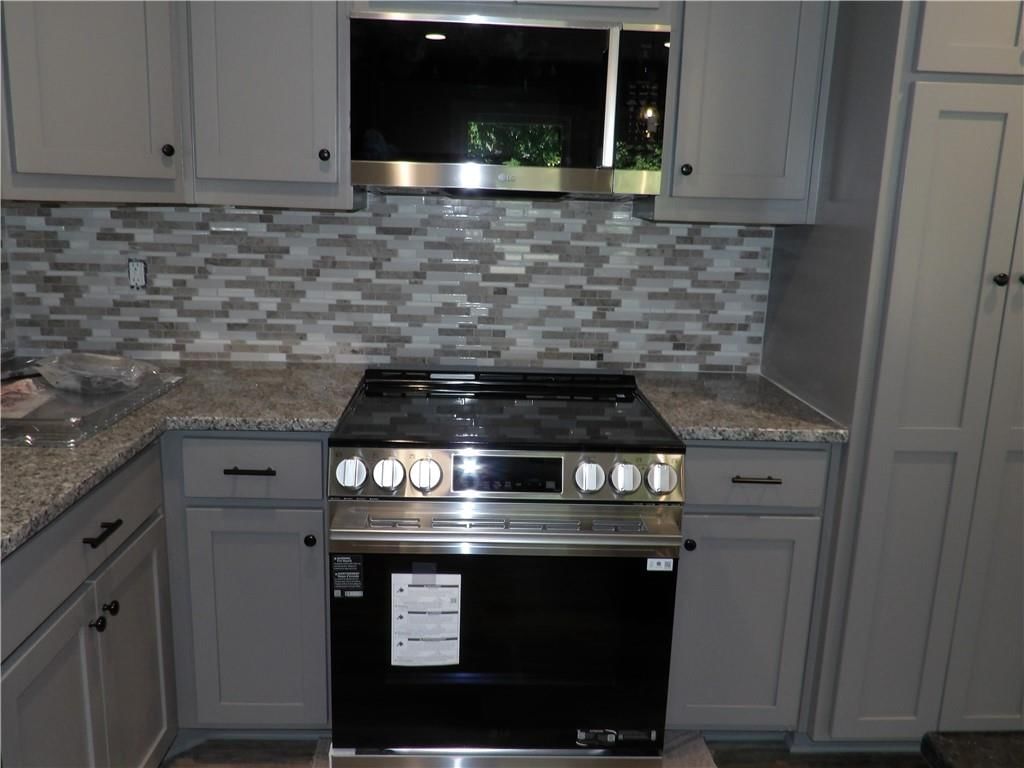 1103 S Olive Street — photo 7