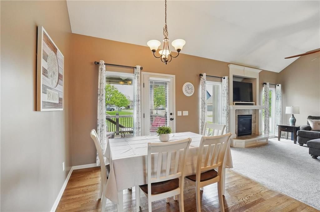 10136 N Wallace Avenue — photo 10
