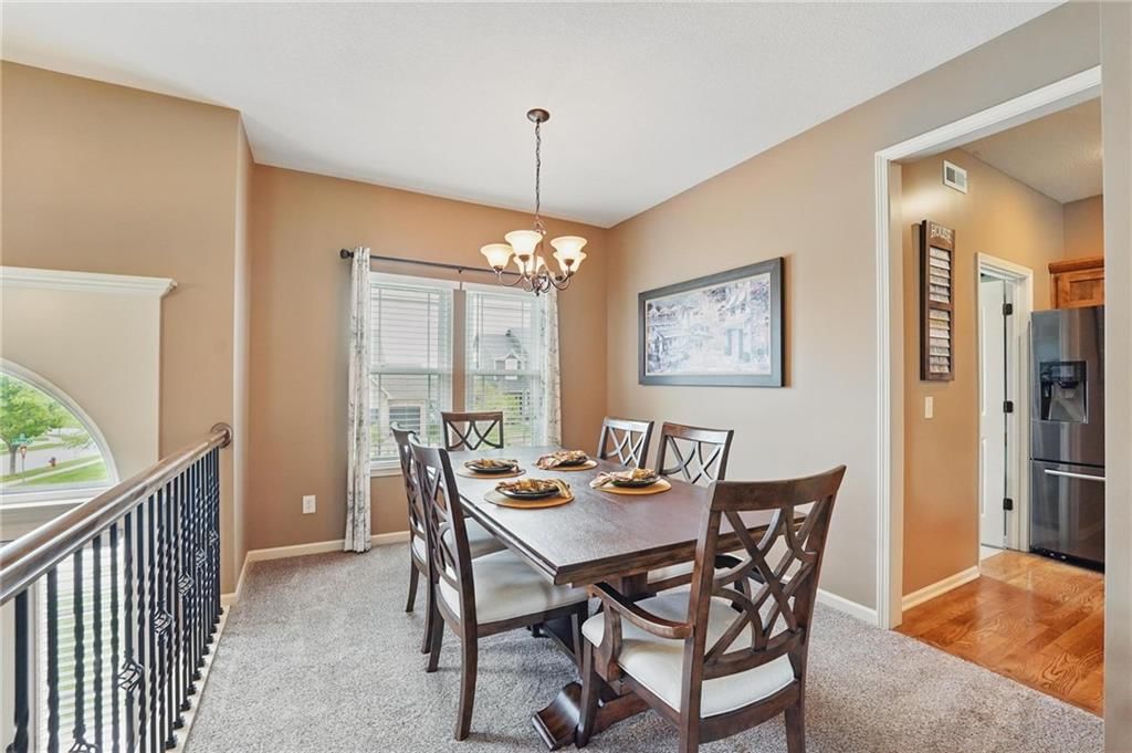 10136 N Wallace Avenue — photo 17