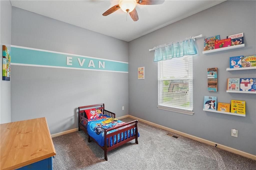 10136 N Wallace Avenue — photo 23