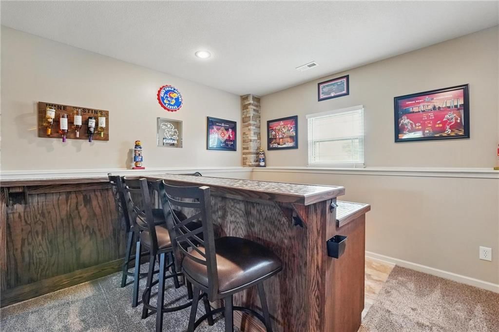 10136 N Wallace Avenue — photo 27
