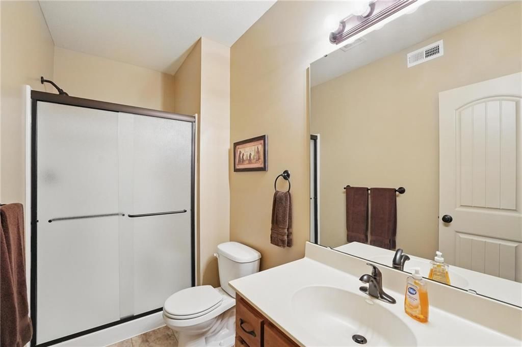 10136 N Wallace Avenue — photo 34