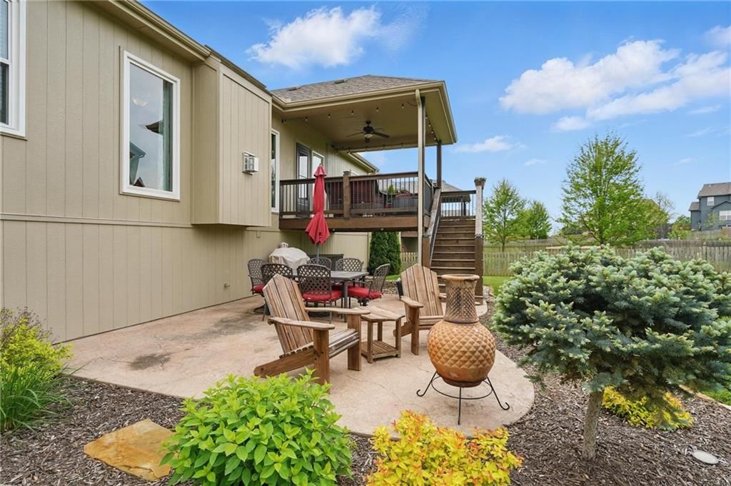 10136 N Wallace Avenue — photo 42