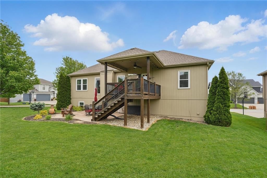 10136 N Wallace Avenue — photo 46
