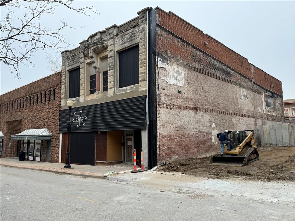 509 Felix Street — photo 2