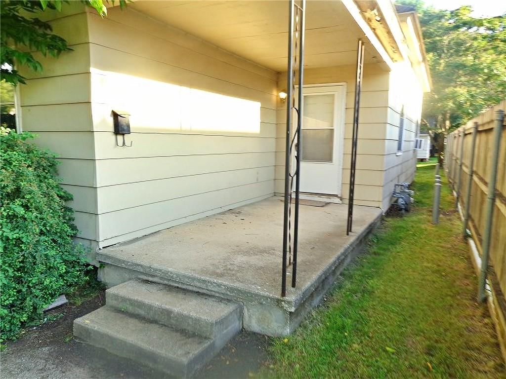 100 W Adams Street — photo 3