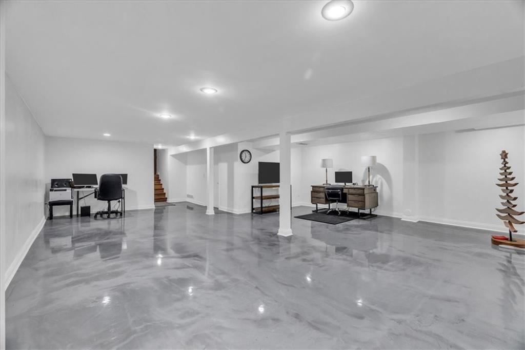 13003 W 77th Terrace — photo 37