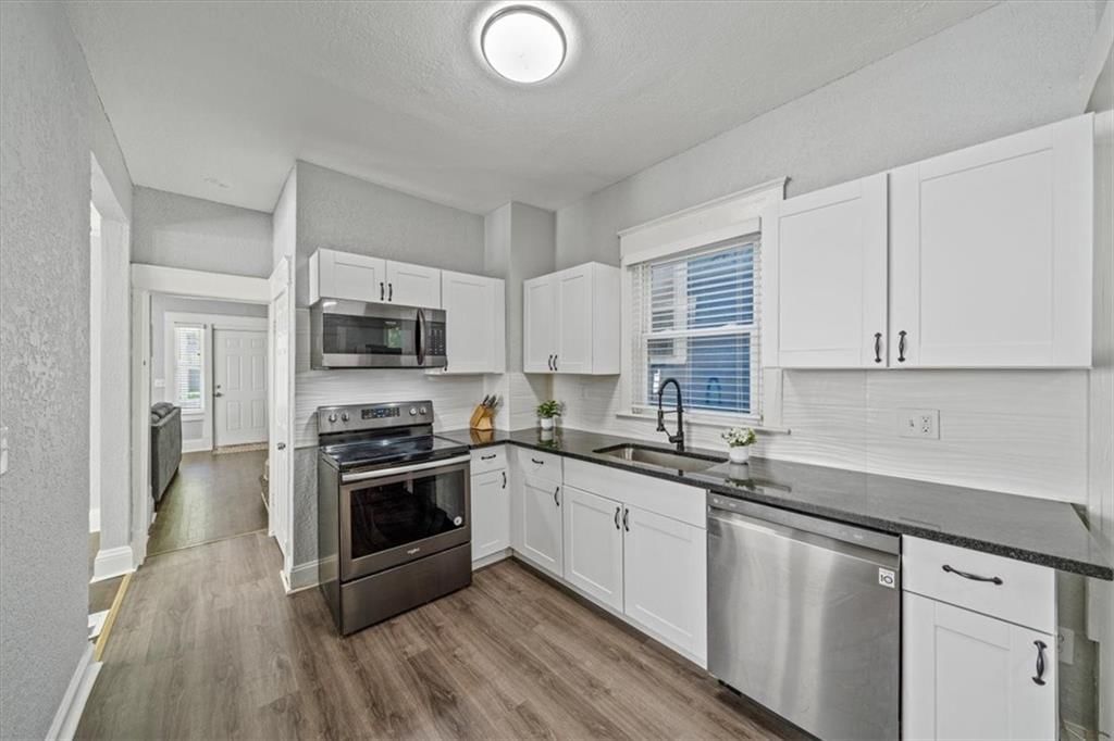 1316 E 42nd Street — photo 13