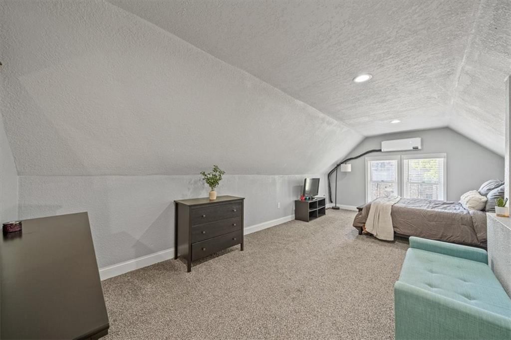 1316 E 42nd Street — photo 20