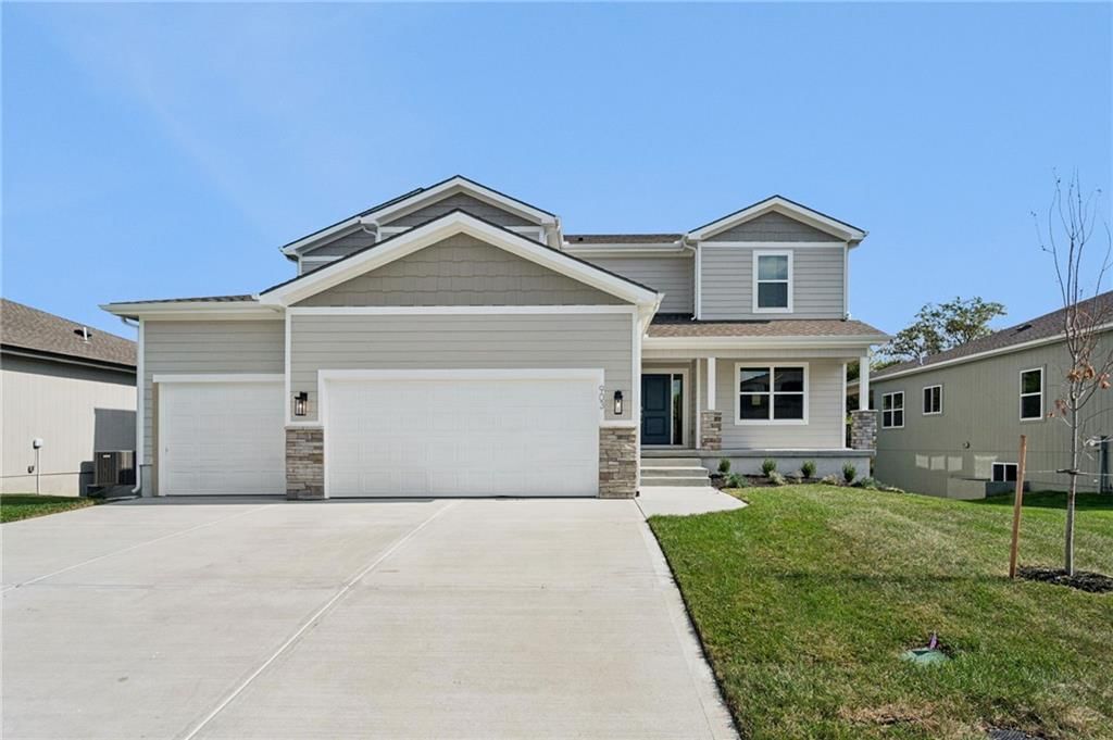 903 Reed Drive, Raymore, MO