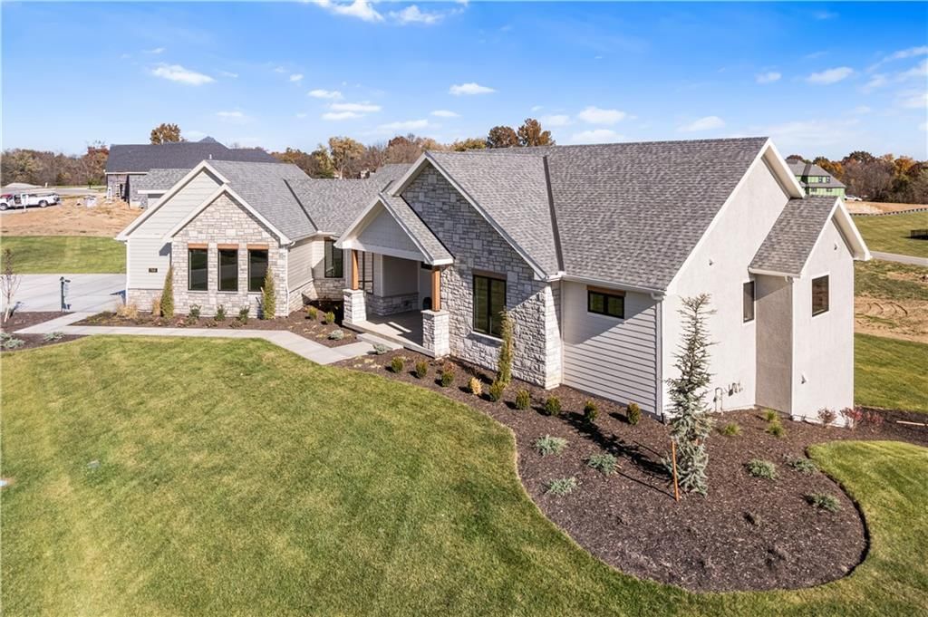 7515 NW Fawn Circle — photo 46