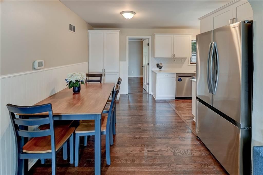 Photo 7 of 30 - 8604 E 79th Street