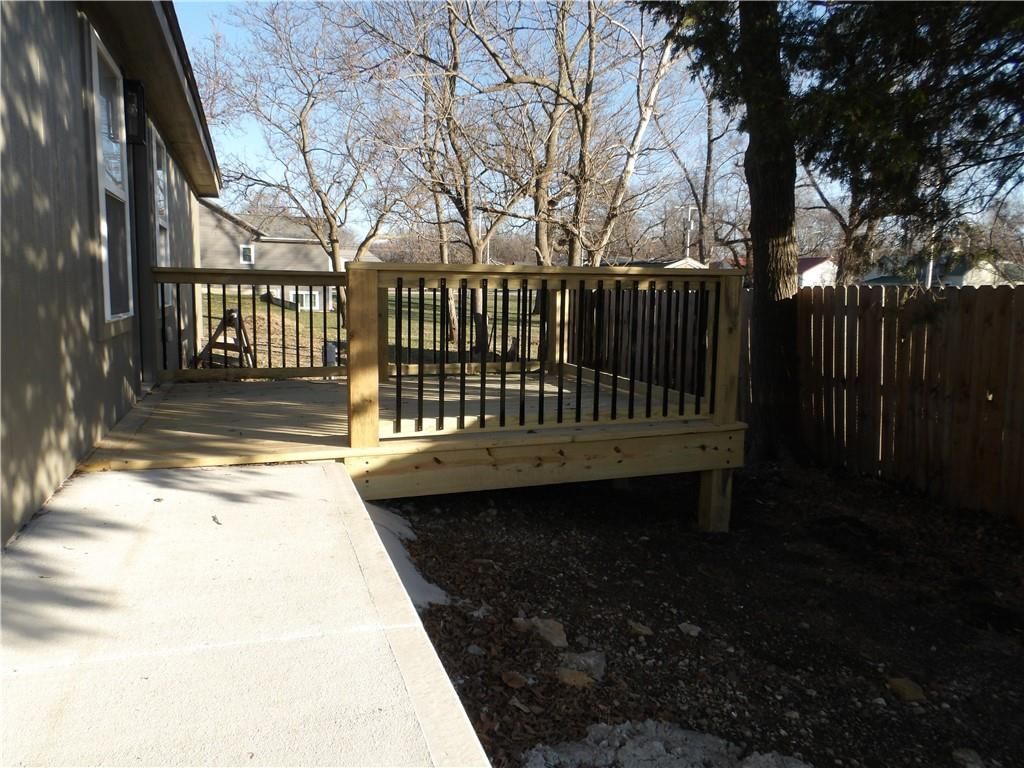 303 S Lexington Street — photo 3
