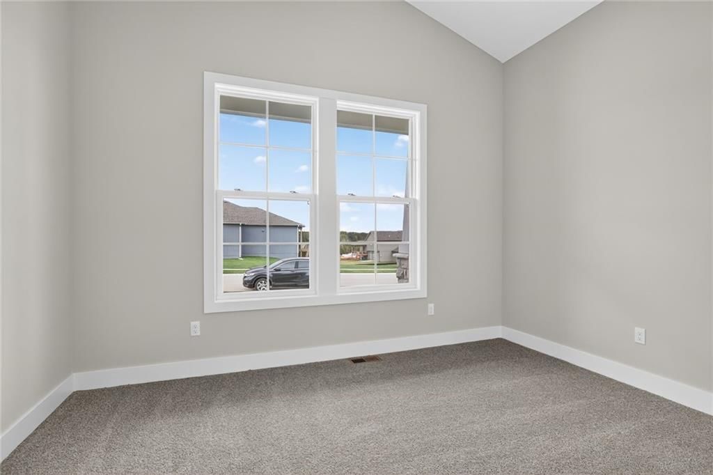 12425 Empress Street — photo 15