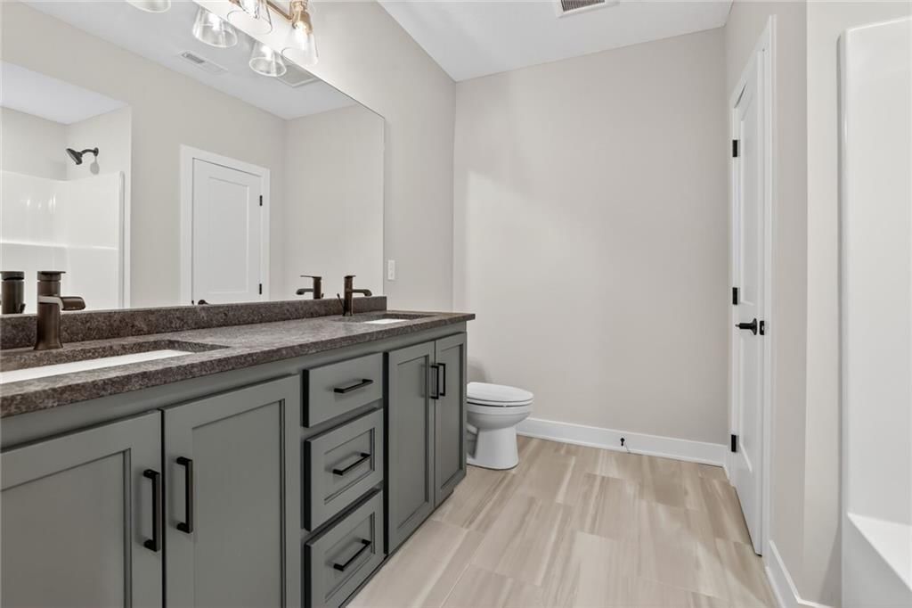 12425 Empress Street — photo 22