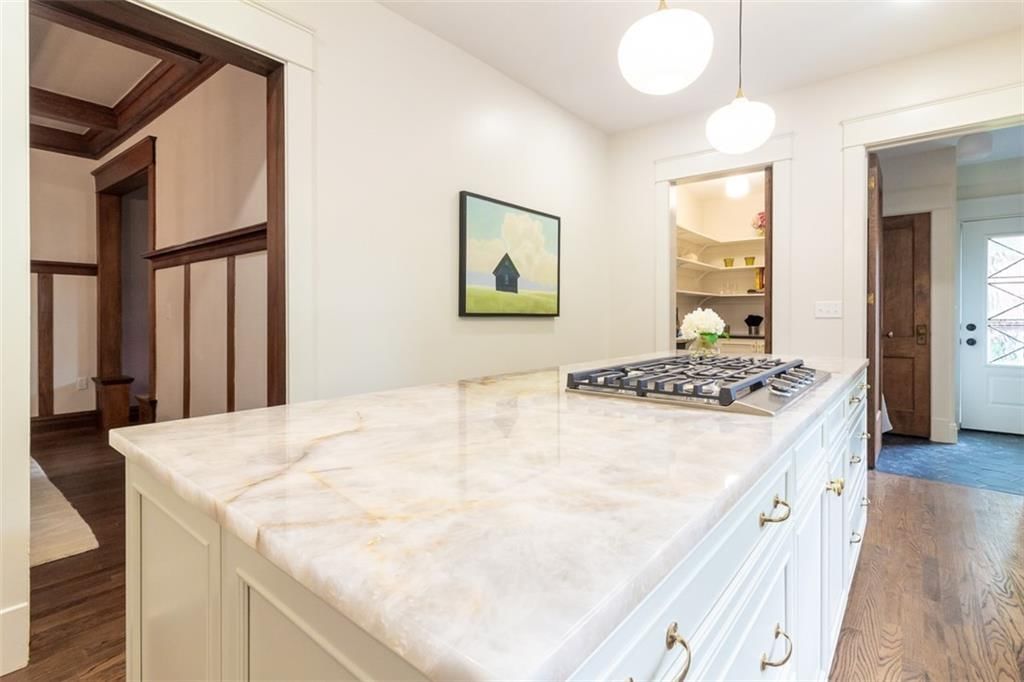 3630 Charlotte Street — photo 24