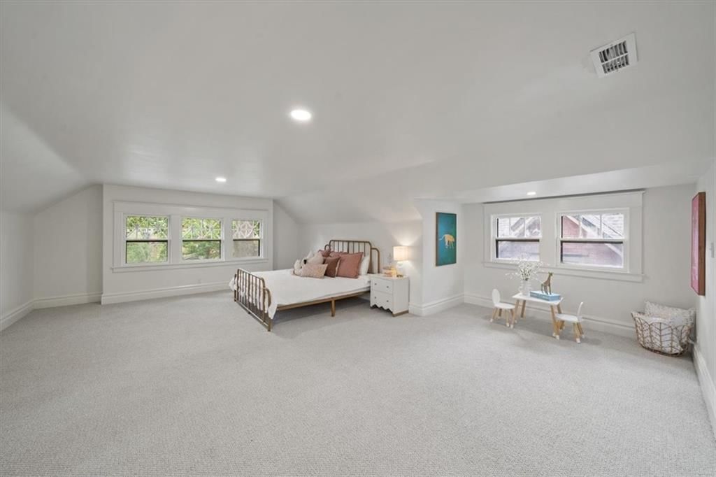 3630 Charlotte Street — photo 43