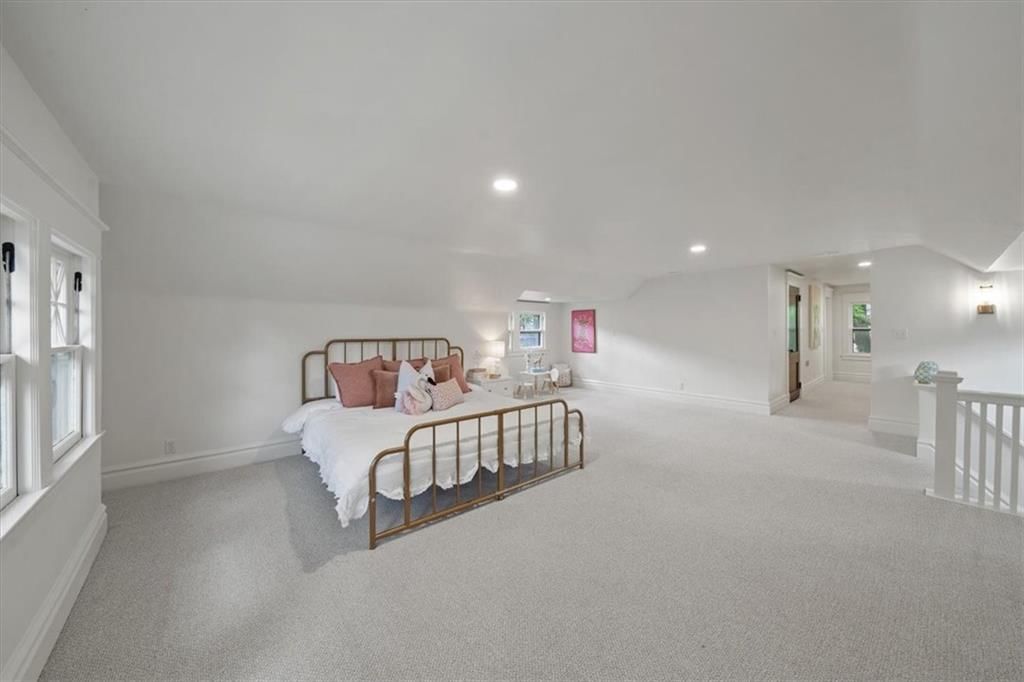 3630 Charlotte Street — photo 44