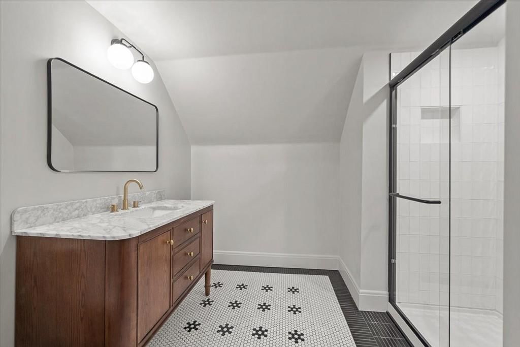 3630 Charlotte Street — photo 49