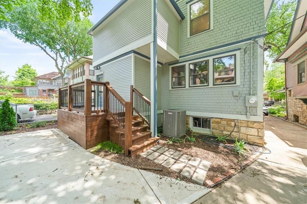 3630 Charlotte Street — photo 51