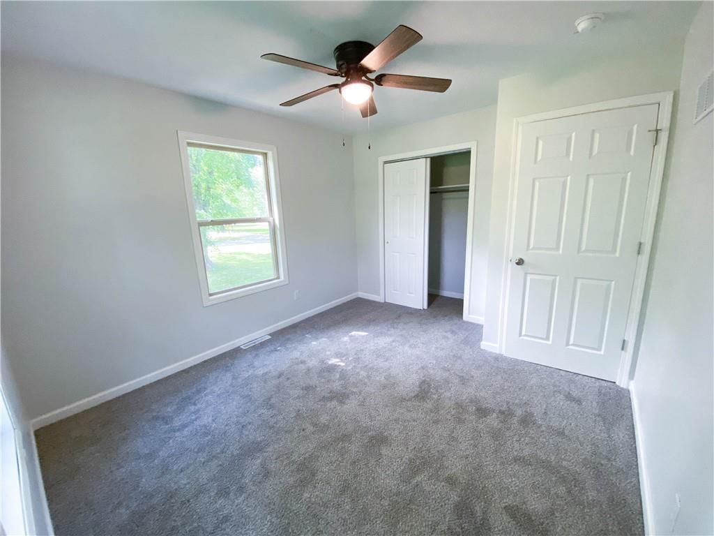Photo 3 of 24 - 201 W Kelley Avenue
