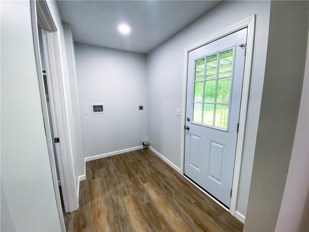 Photo 18 of 24 - 201 W Kelley Avenue