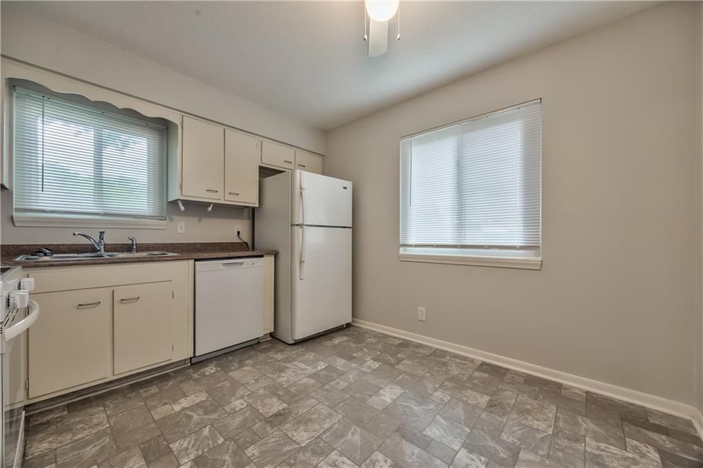 9415 Bluejacket Street — photo 6