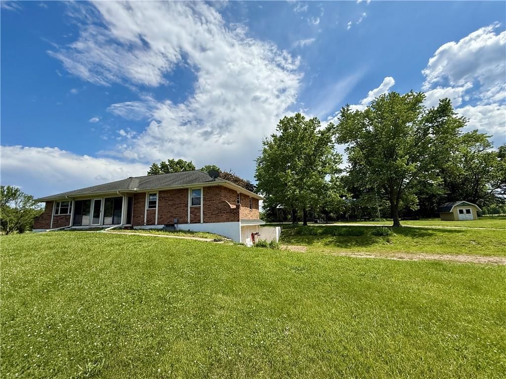 450 SW 725th Road — photo 2