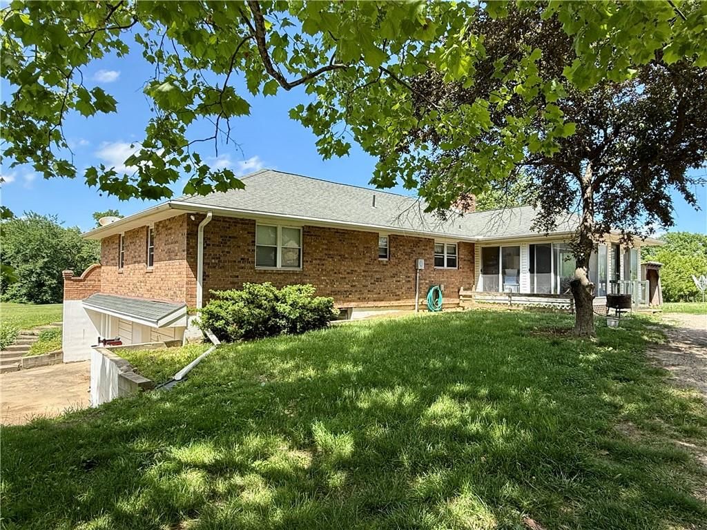 450 SW 725th Road — photo 15